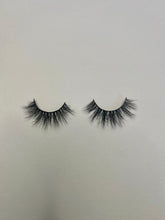 Load image into Gallery viewer, #VALERIA